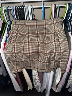 Plaid Mini Skirt in Brown and Cream
